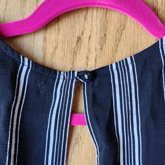 Crystal Sky Tie Front Jumpsuit | Juniors 7 | Black White Stripes Short Sleeves - Picture 6 of 8